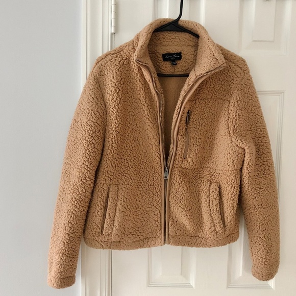 Love Tree Jackets & Blazers - Love Tree Fuzzy Sherpa Zip Up Jacket